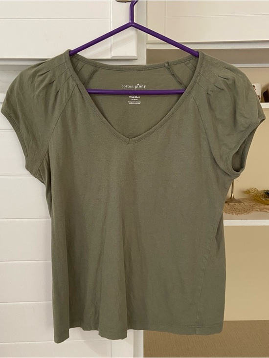 Cotton Ginny Tops - Basic Olive Green V-Neck Short Sleeve Top